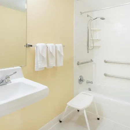 Days Inn By Wyndham Staunton Extérieur photo